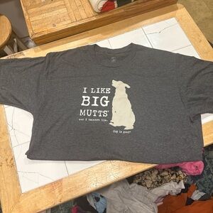 Othr Gray Graphic Dog T-Shirt with Cream Dog Silhouette